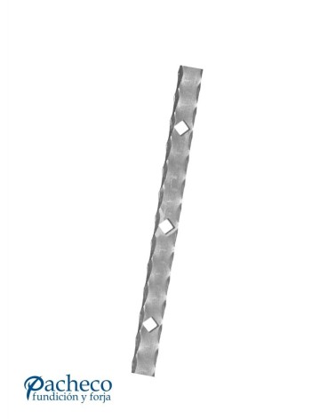 Pletina Labrada de Forja de 40x8 mm - 15 Agujeros Rombo 16 mm