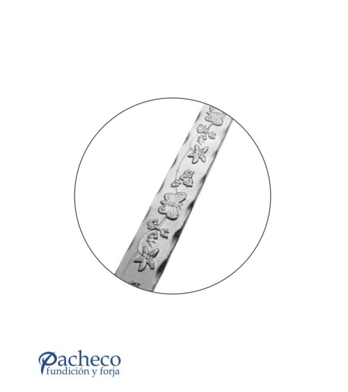 Pasamanos de Forja con Estampación Animada y Cantos Labrados  Pletina 40x8 mm