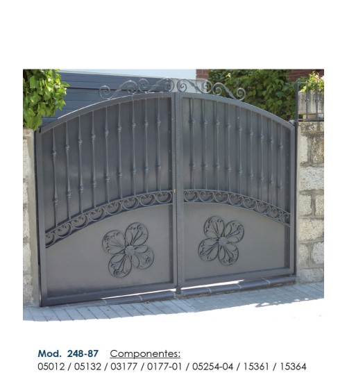 Panel de Forja Trebol con Adornos Florales Pletina 12x6 mm