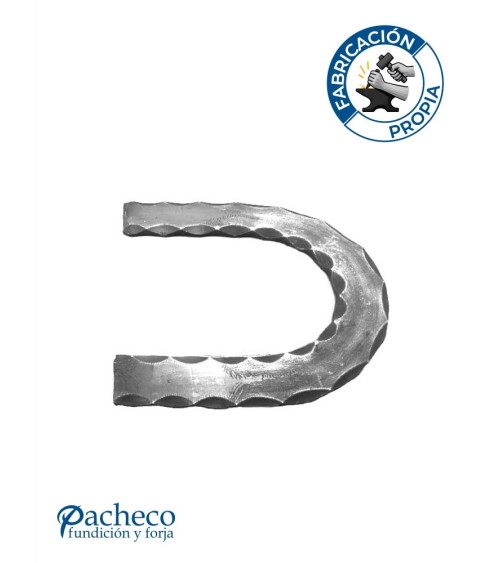 Pasamanos de Forja en Curva Cerrada con Cantos Labrados Pletina 40x8 mm