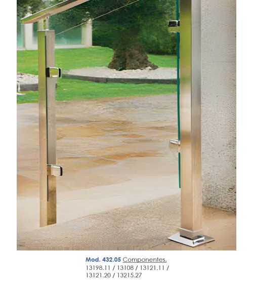 Base a Pared Cuadrada para poste Cuadrado de Acero Inxoidable 316 Brillo y Satinado