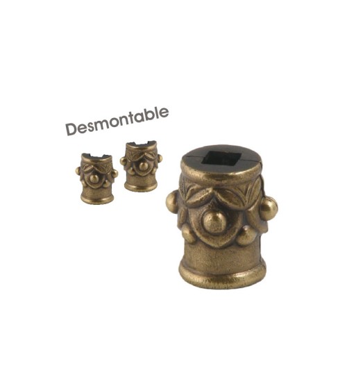 Macolla en latón patinado desmontable labrada clásica para barrotes de forja