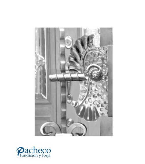 Placa decorativa de forja rústica martillada para manilla  Modelo izquierda