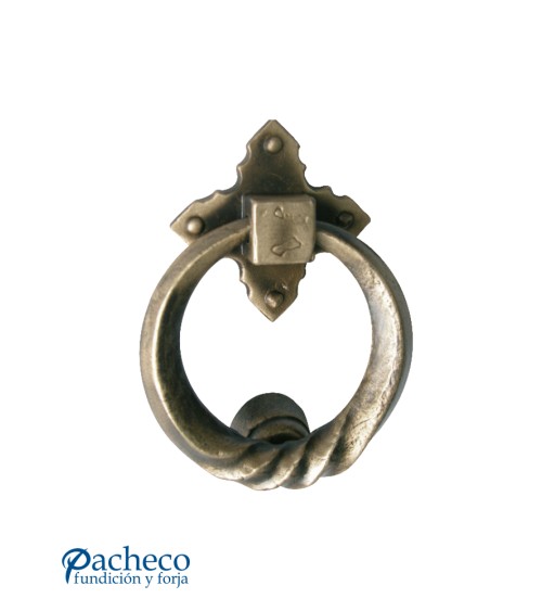 Llamador de Forja Patinada para Puertas Rústicas