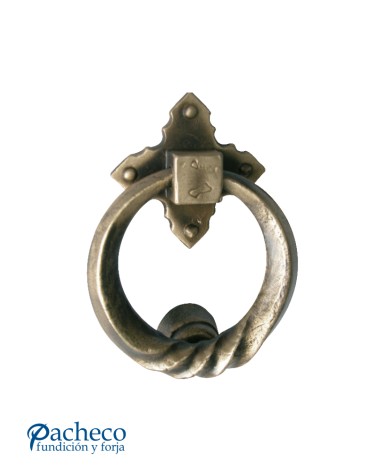 Llamador de Forja Patinada para Puertas Rústicas