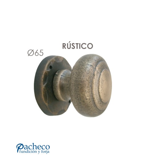 Pomo rústico envejecido para puerta antigua