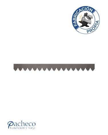 Greca de hierro dientes triangulares para remate clásico en balcones y cubiertas