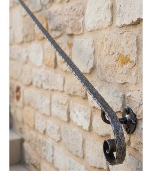 Remate para Pasamanos de Forja de Caracol con Estampación Floral y Cantos Labrados Pletina 40x8 mm