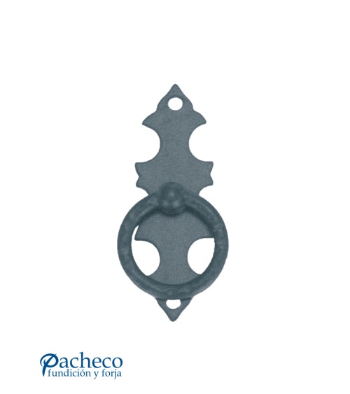 Llamador de hierro forjado en anilla con placa rústica para puerta de portal