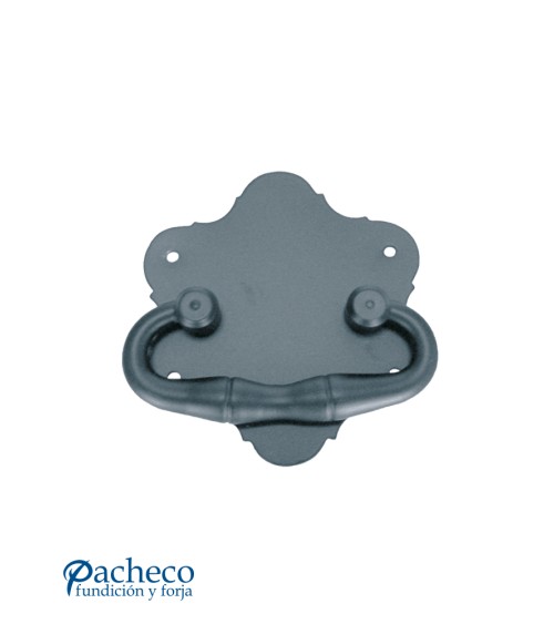 Llamador de forja rústica en anilla con placa decorada para puerta de hierro