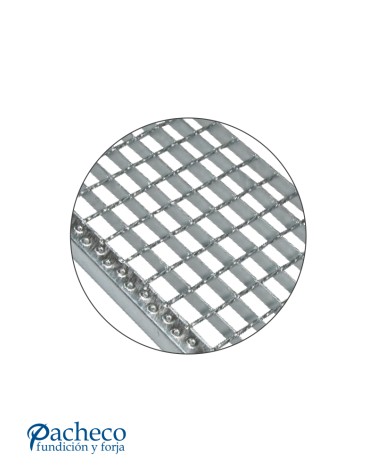 Peldaño de Rejilla Tramex Galvanizada para Escaleras y Pasarelas Exteriores