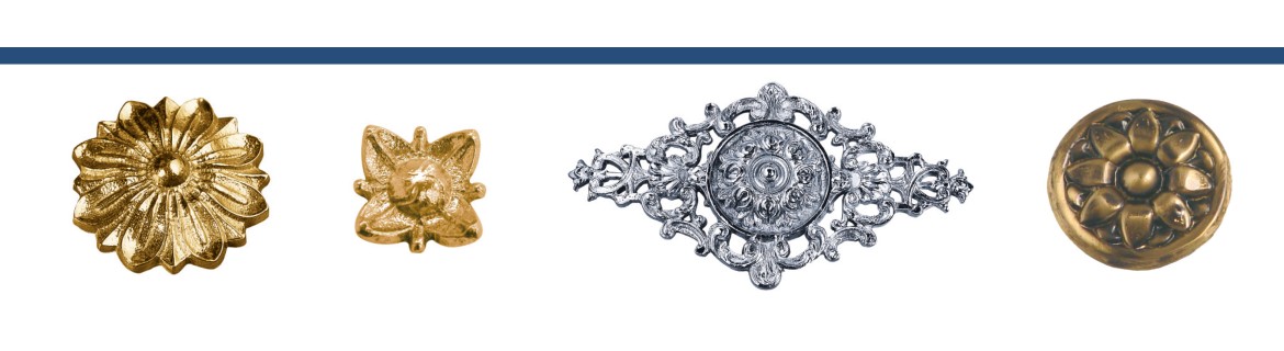 ROSETONES Y PLAFONES DE LATÓN